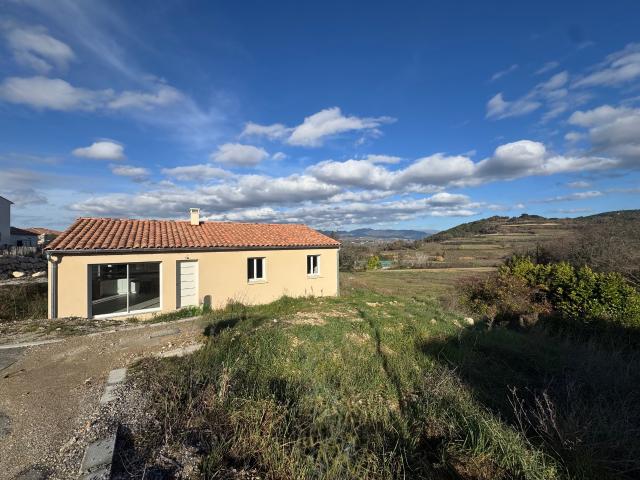 10 MINUTES DE VAISON VILLA RECENTE AVEC VUE