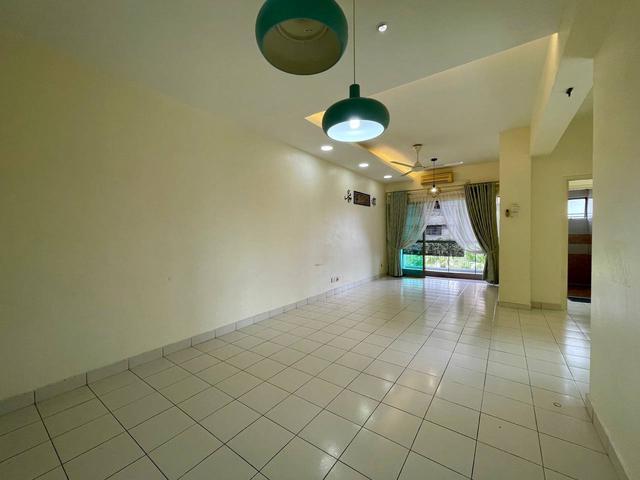 10 minutes to CIQ Apartment Danga View Johor Bahru Low Level