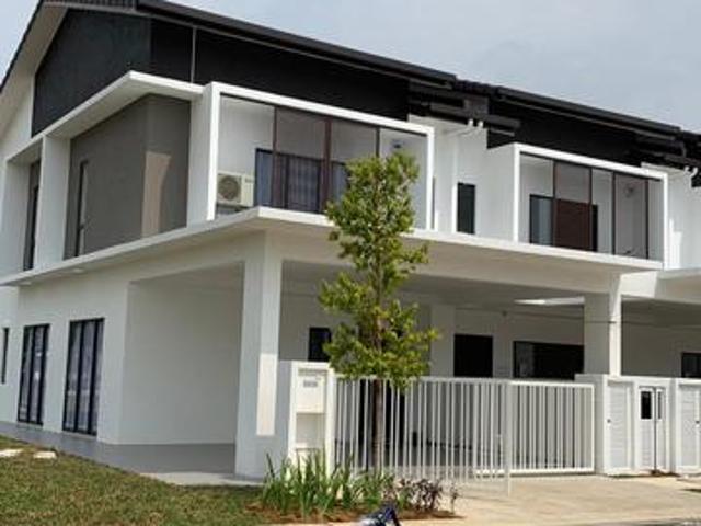10 minutes to KLIA 2 Double Storey 22x80 Salak Tinggi