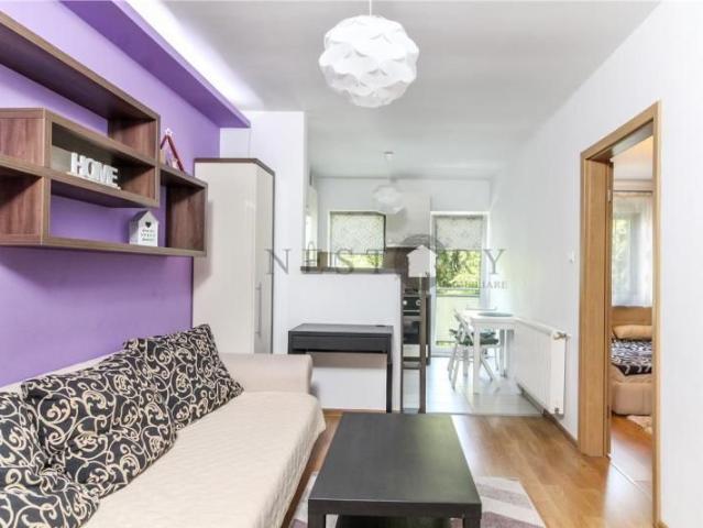 10 min de UMF, parcare in curte | Apartament 2 camere, Zorilor de inchiriat