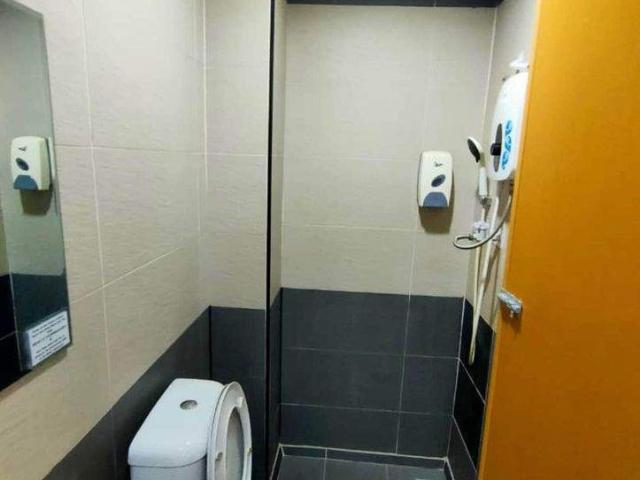 10 mins walk️LRT Kelana Jaya Room Rent @ SS6 near SS2, Paradigm mall