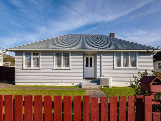 10 Miranda Street, Cannons Creek, Porirua City