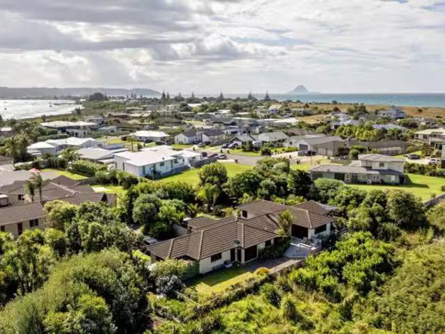 10 Motutere Place, Ohope, Whakatane