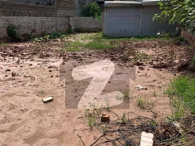 10 Marla Plot For Sale Size 35X70 Fasil Colony Man Airport Rod Say 100 Meters Ideal Location