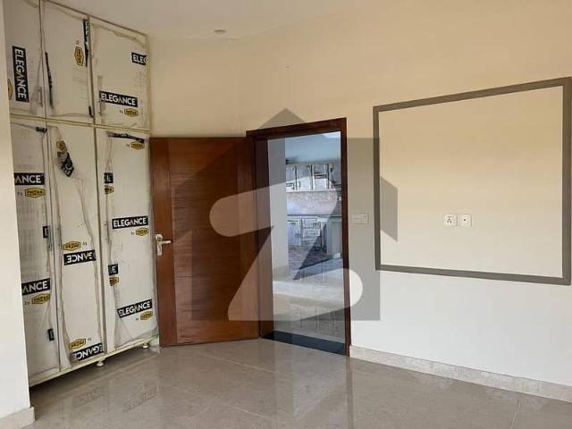 10 mrla upper portion available for rent