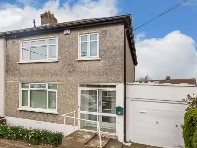 10 Muckross Green, Perrystown, Dublin 12, D12XY38 is for sale