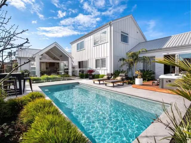 10 Oceania Sands Way, Papamoa, Tauranga