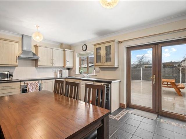 10 Orchard Court, Herons Wood, Carrigaline, Cork Savills Cork 4903 MyHome. Ie Residential
