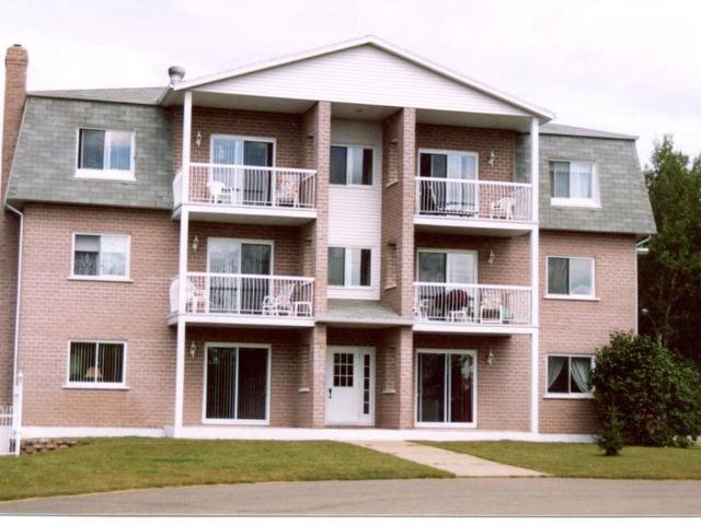 10, PLACE CHRÉTIEN ST BONIFACE, 4 1/2 1200$