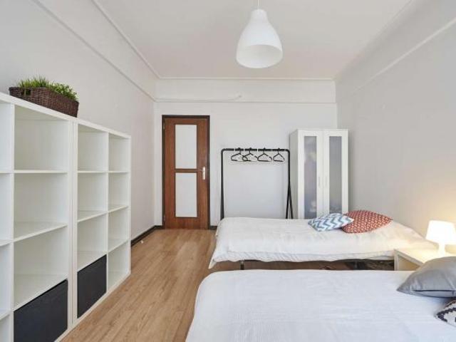 10 quarto, Lisbon Lisbon 1000 113 80986348