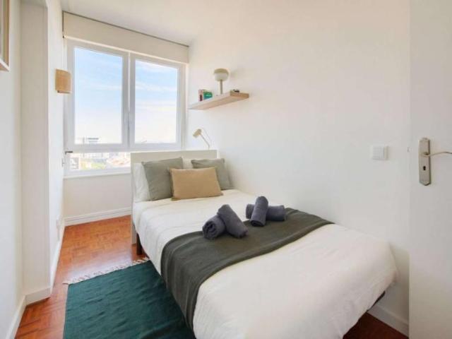 10 quarto, lisbon lisbon 1050 250 LS101814181