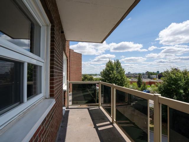10 Radisson 2 Bedroom Apartment for Rent at 10 Rue Radisson, Gatineau, QC J8Z 1T9 Hull/Quartier de I'Oree du Parc
