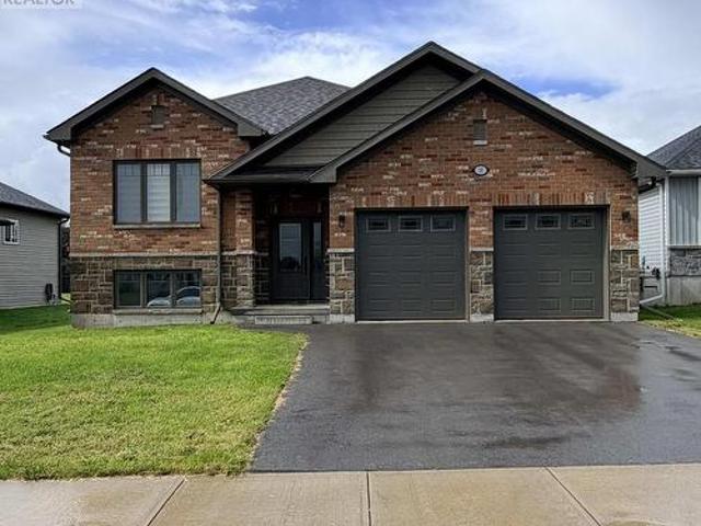 10 Redwood Drive, Belleville, ON, K8N 0K4 house for lease | Listing ID X13718 | Royal LePage