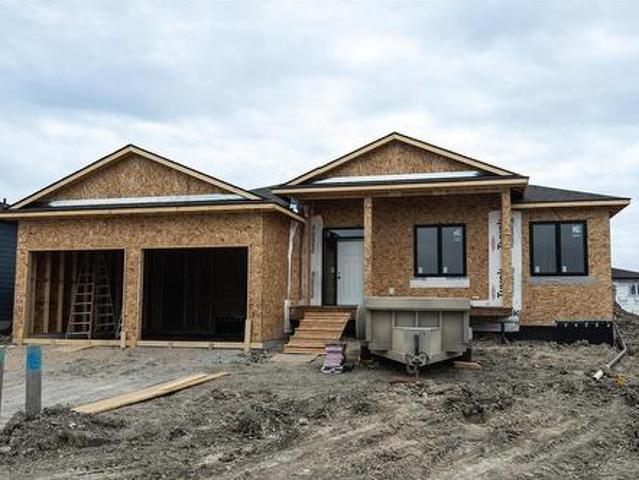 10 Reed Cove, Anola, MB, R0E 0A0 house for sale | Listing ID 202610 | Royal LePage