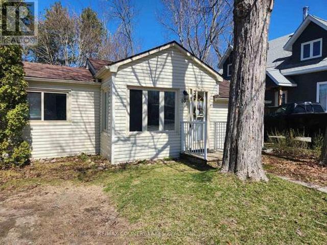 10 Ridge Avenue, Ramara, ON, L0K 1B0 house for sale | Listing ID S12111 | Royal LePage