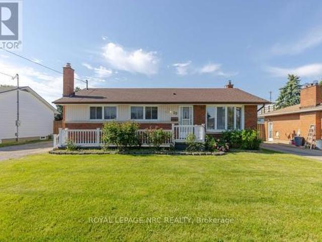 10 Ridgeview Avenue, St. Catharines, ON, L2M 6B3 house for sale | Listing ID X13414 | Royal LePage