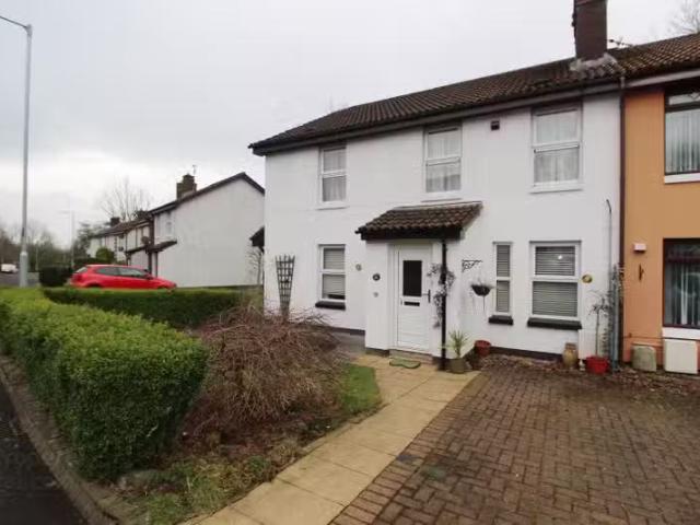 10 River Court