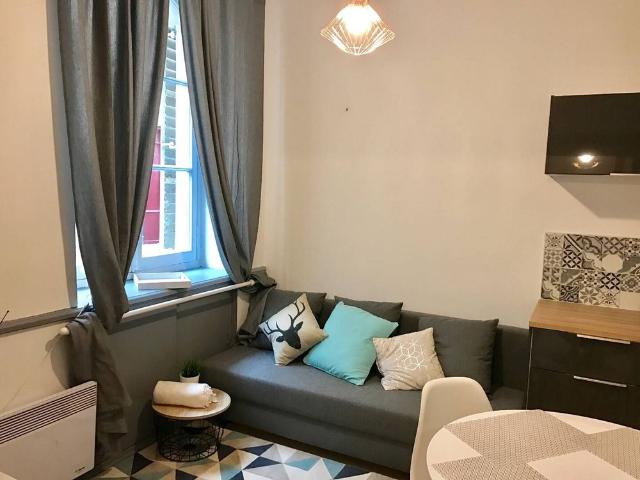 10 Rue d'Alger, 44100 Nantes, France