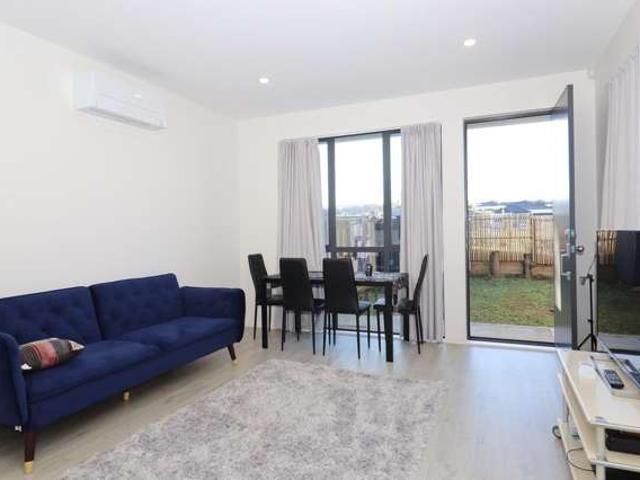 10 Serpent Road, 10673, Manukau City