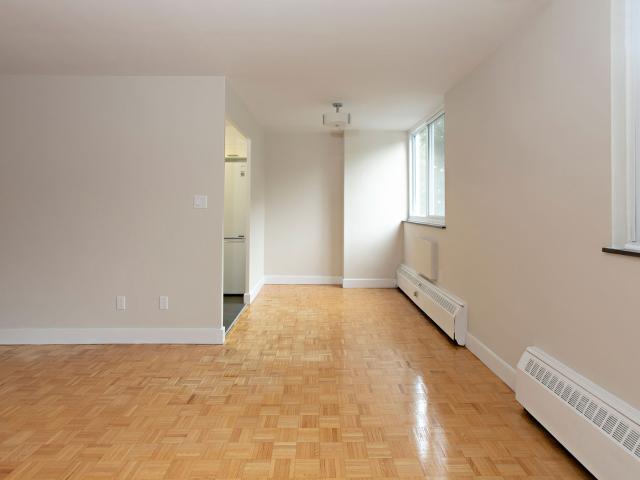 10 Shallmar Boulevard Shallmar Court 10 Shallmar Boulevard Shallmar Court 1 Bedroom [object Promise] for Rent