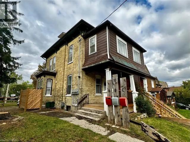 10 SHANLEY Street Unit# A Lower
