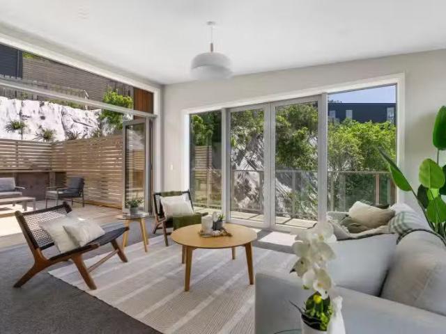 10 Silvereye Way, Johnsonville, Wellington City
