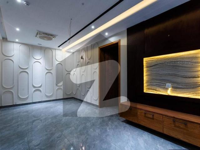 10marla brand new beautiful house for sale dha phase 1