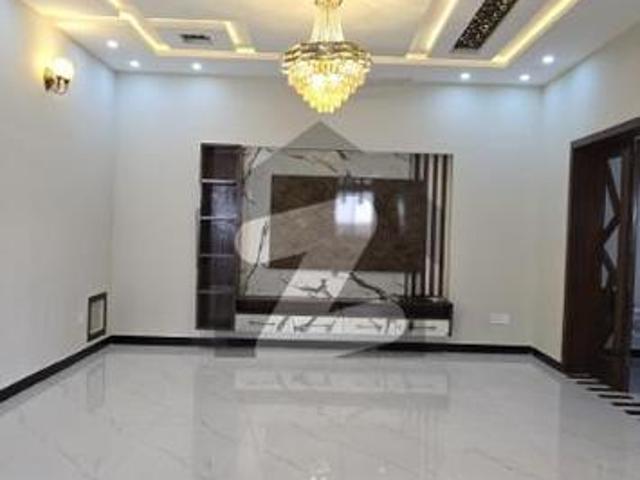 10 Marla Double Storey House For Rent Top City 1