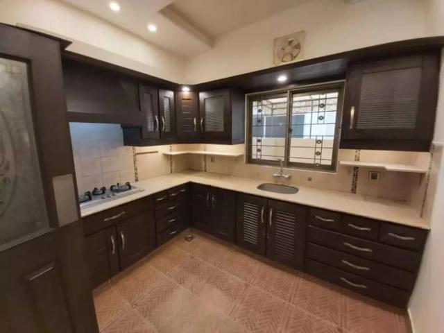 10Marla double story 5bedroom 2kitchens servant quarter 3car parking Lahore Wapda Town ID 07997