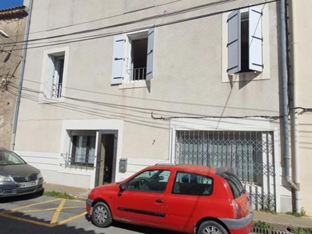 10min de Narbonne: Grande maison à rénover !