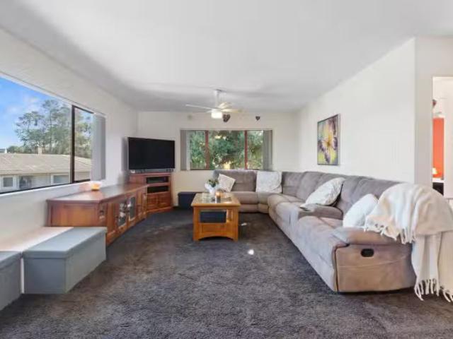 10b Linton Crescent, Matua, Tauranga