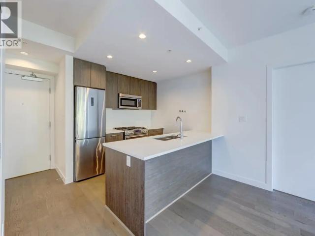 10XX 9060 UNIVERSITY CRESCENT