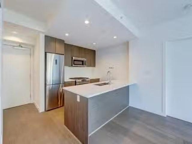 10Xx 9060 University Crescent, Burnaby, BC, V5A 0E1 lease fo.