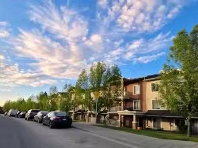 1104 70 Panamount Drive Nw, Calgary, AB, T3K 6K3 condo for s.