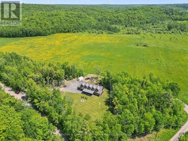 1105 Echo Beach Road, Muskoka Lakes Watt, ON, P0B 1M0 house for sale | Listing ID X13431 | Royal LePage