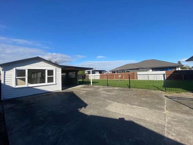 1106 Southland Road, 10495, Hastings
