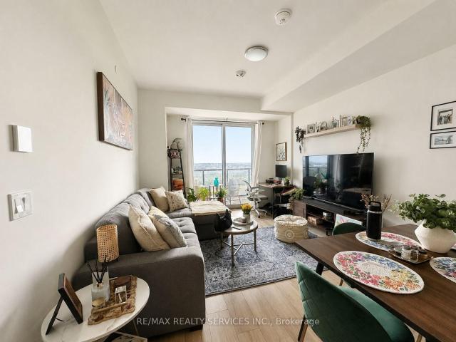 1106 Wheat Boom Drive, Oakville | 1+1Beds/1Bath, Condo, $2,300/mo | Condos. Ca