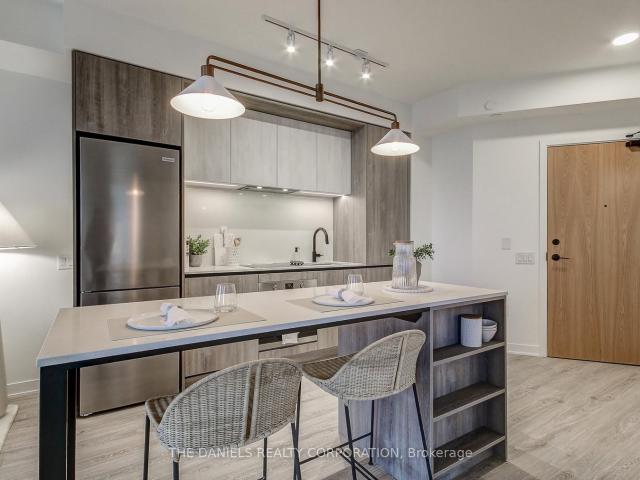 1106 2 Eglinton Avenue W, Mississauga | For Sale @ $592,900 | Condos. Ca