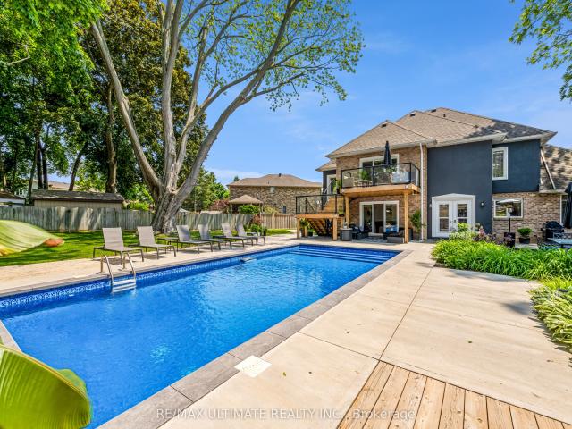 1107 Balfour Street
