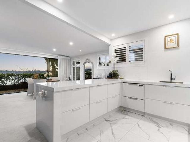 1/107 Wharf Street, Tauranga Central, Tauranga