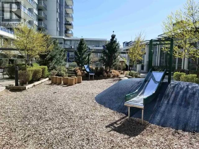 1107 3333 SEXSMITH ROAD