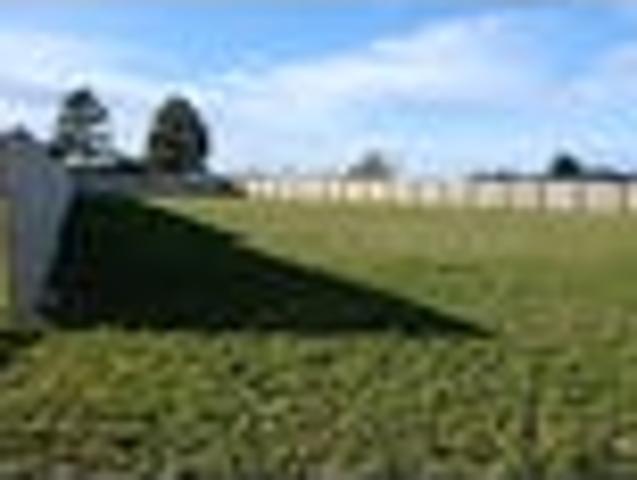 1107m2 Section within The Clearing, Amberley