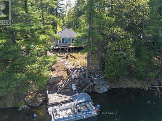 11085 Gull River, Minden Hills Lutterworth, ON, K0M 2L1 house for sale | Listing ID X12103 | Royal LePage