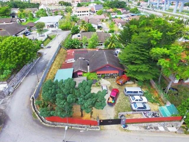 11000sf BUNGALOW House Kajang Town WALK TO MRT KTM BIG LAND