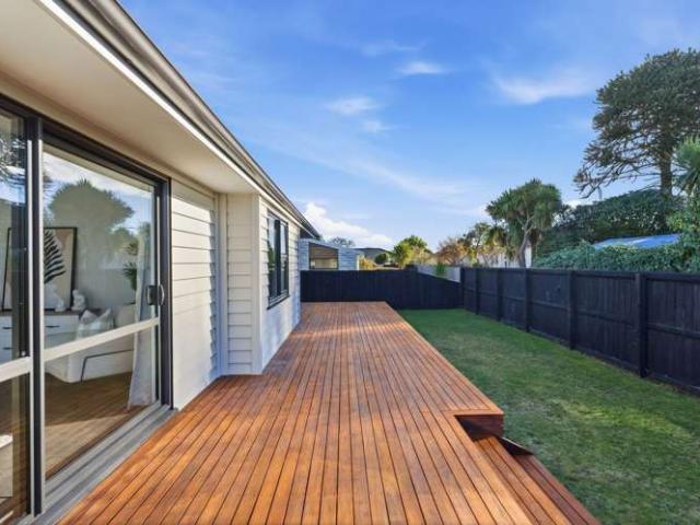 1/100 Baker Street, New Brighton, Christchurch City