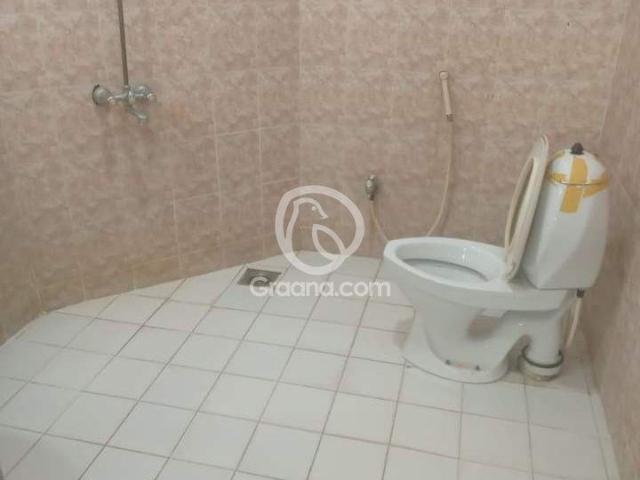 1100 Ft² Flat for Rent