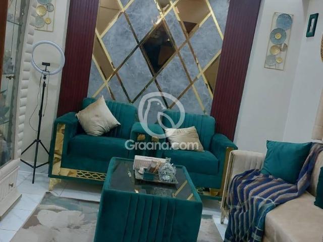 1100 Ft² Flat for Sale