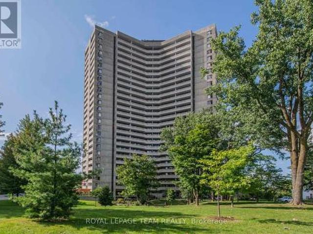 1101 1 Ambleside Drive, Ottawa, ON, K2B 8C8 condo for sale | Listing ID X12091 | Royal LePage