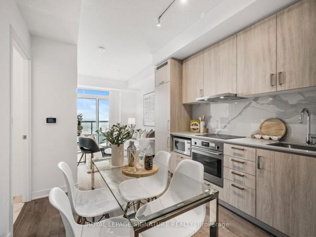 1101 60 Honeycrisp Crescent, Vaughan | Sold, N13011 | Condos. Ca