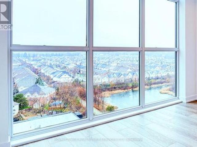 1102 Dundas Street E, Hamilton, ON, L8B 2A6 lease for lease | Listing ID X13207 | Royal LePage
